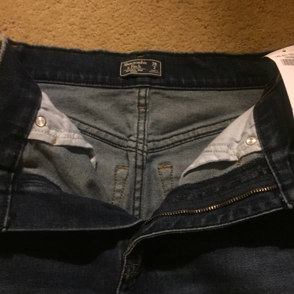 NWT Abercrombie & Fitch Denim Skirt - Picture 2 of 4